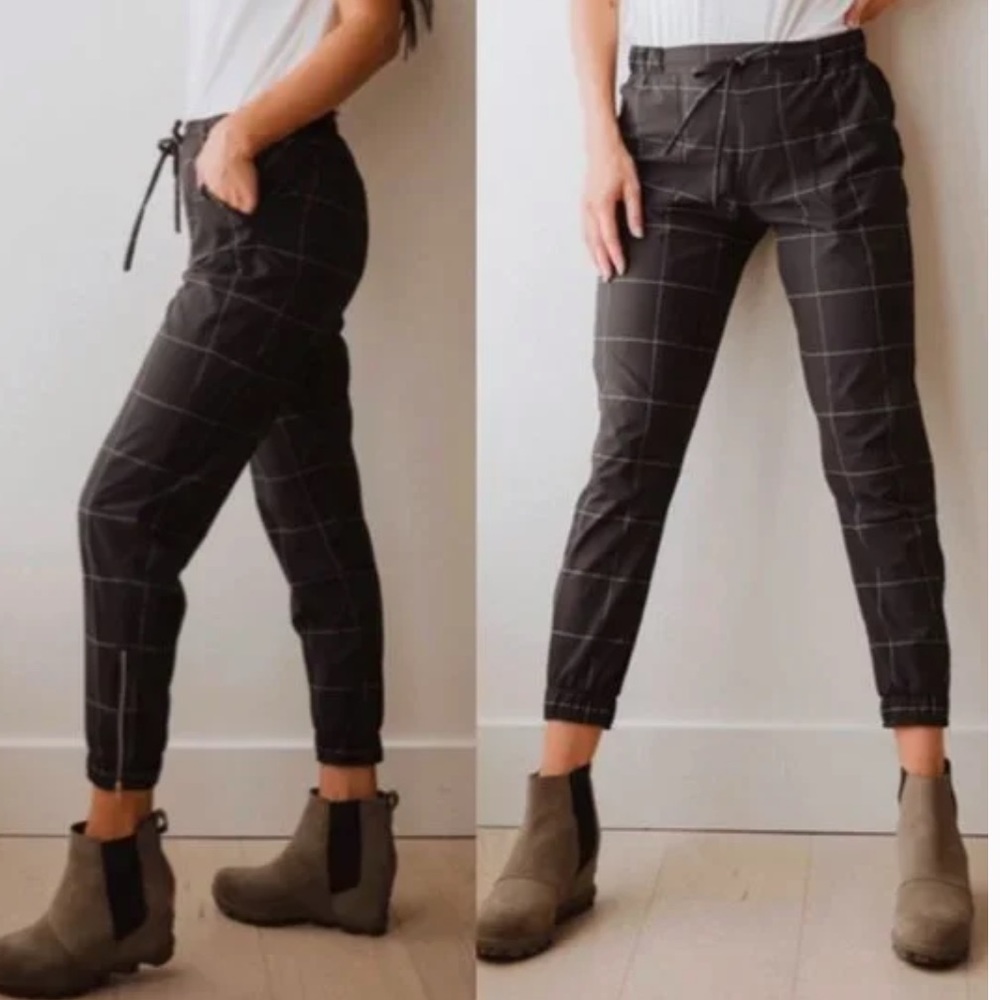 Albion Fit Petite Windowpane Jetsetters